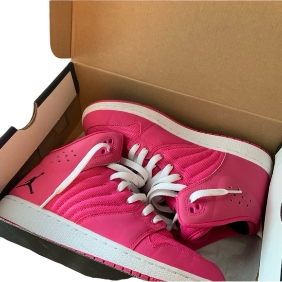 ‼️CLEARANCE ‼️ Jordan 1 Flight 4 GG in Vivid Pink/Black-white - Picture 2 of 12